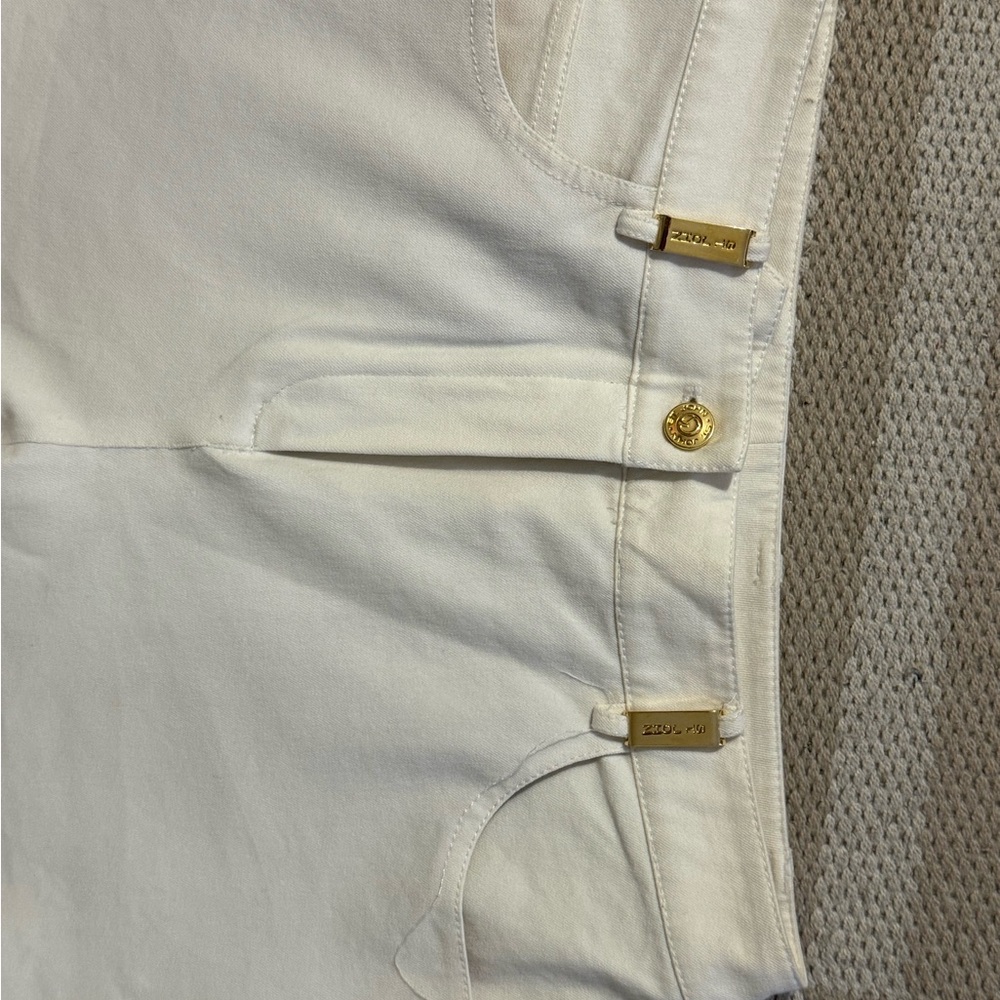 St. John Cream Straight Leg Pants